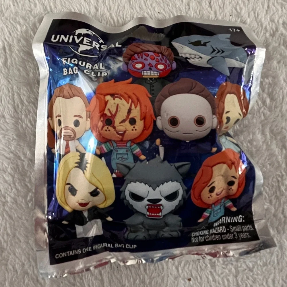 Universal Series 1 - (2) Horror Classics Meltz  & (1) Vault Horror Foam Bag Clip